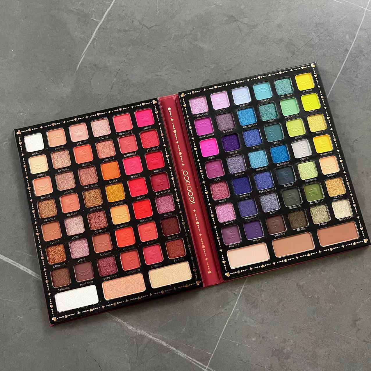 90 matte Lidschatten-Palette S – Beauty Book Makeup Kit Bewertung und Preis
